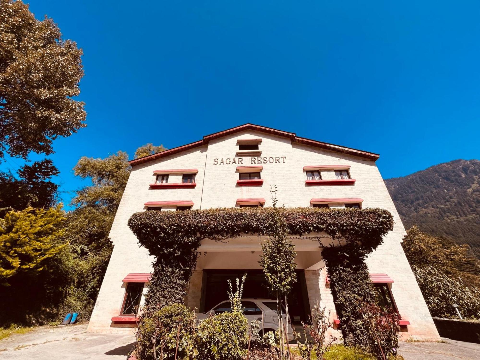 Sagar Resort !! Mountain View ! Luxury Stay ! Family Resort ! Private Parking ! Near Mall Road Manali  Ngoại thất bức ảnh