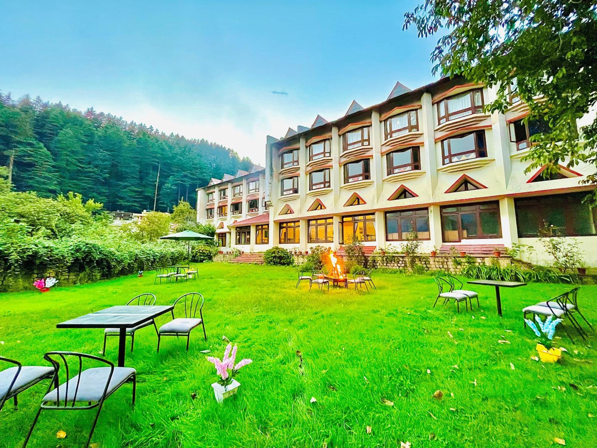 Sagar Resort !! Mountain View ! Luxury Stay ! Family Resort ! Private Parking ! Near Mall Road Manali  Ngoại thất bức ảnh