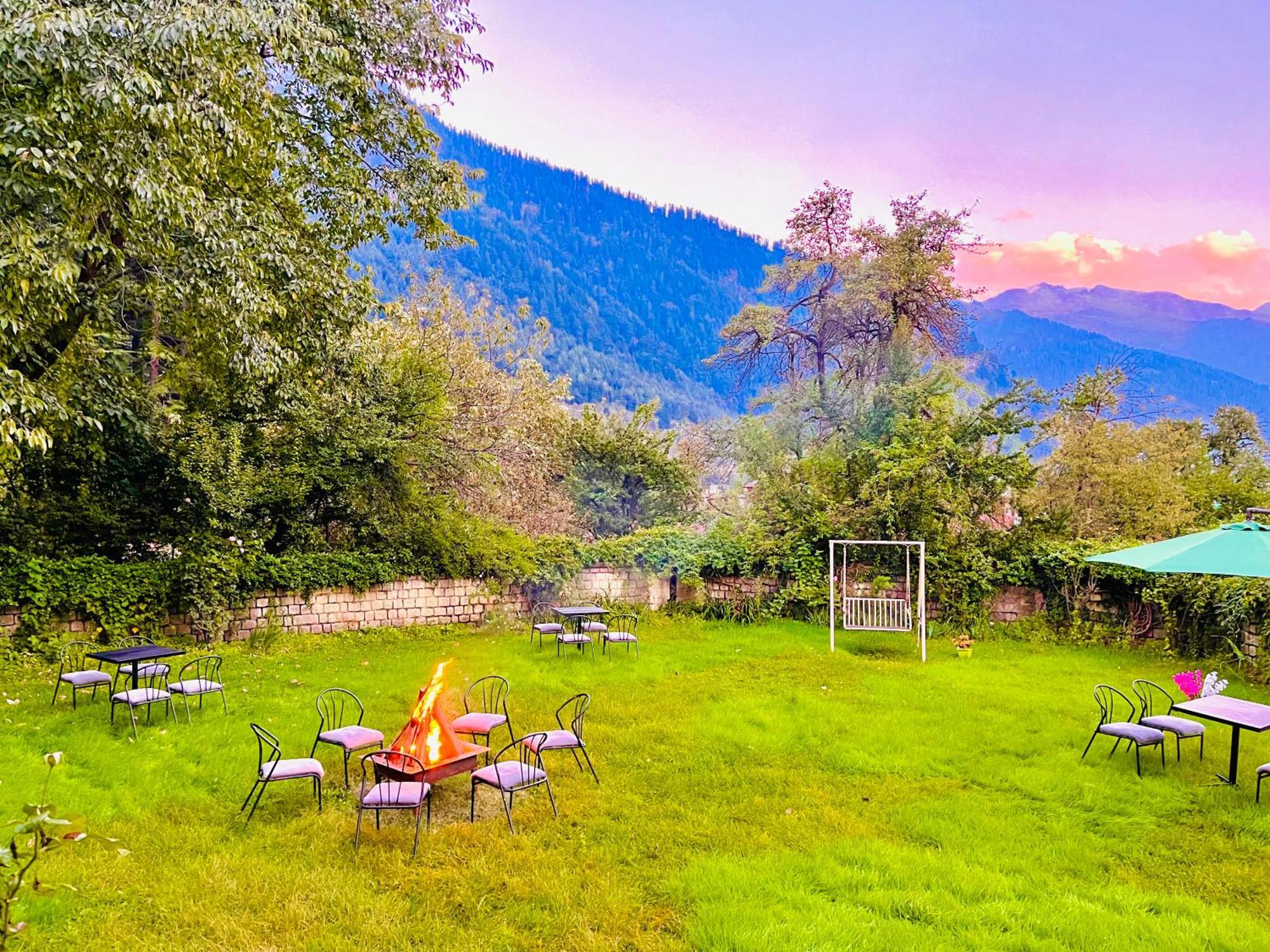Sagar Resort !! Mountain View ! Luxury Stay ! Family Resort ! Private Parking ! Near Mall Road Manali  Ngoại thất bức ảnh