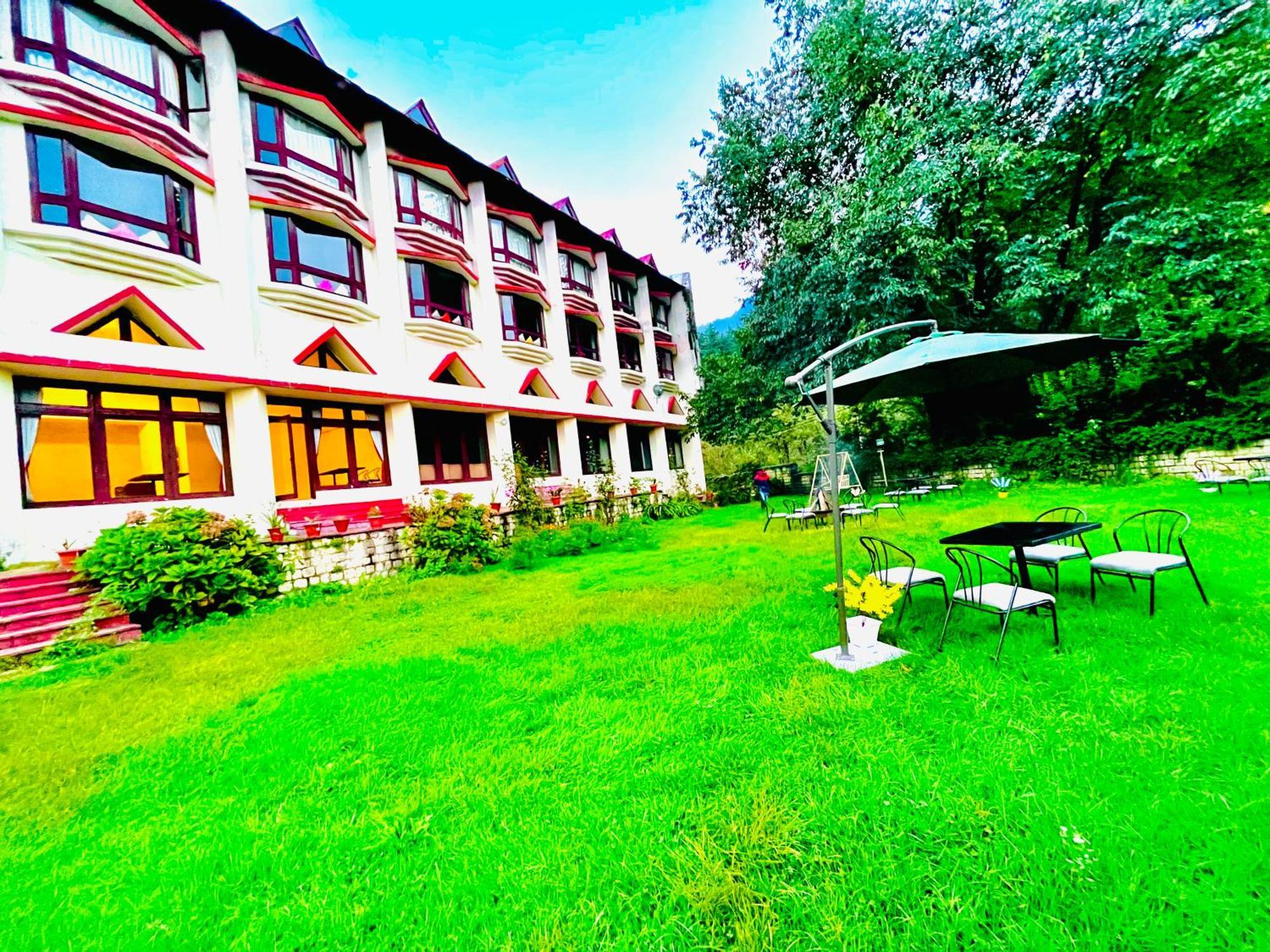 Sagar Resort !! Mountain View ! Luxury Stay ! Family Resort ! Private Parking ! Near Mall Road Manali  Ngoại thất bức ảnh